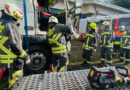 Vbg: Lehrreicher Praxis-Workshop „techn. Hilfeleistung im Bereich Lkw“ bei der Feuerwehr Lochau