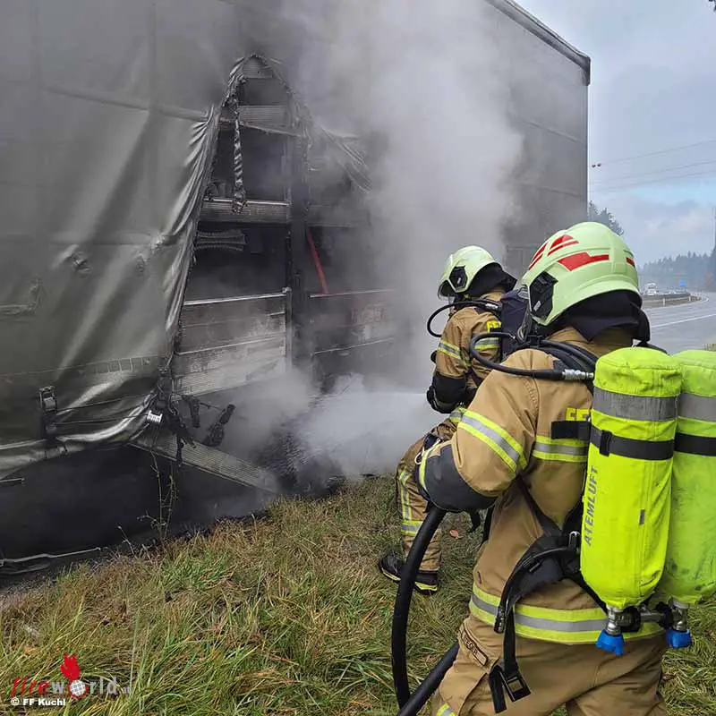 Sbg: Brennender Lkw-Anhänger Auf Der A 10 Bei Kuchl - Fireworld.at