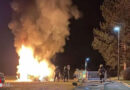 Schweiz: Geparkter Pkw geht in Therwil in Flammen auf