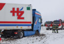 Oö: Lkw bei winterlichen Fahrbedingungen in Sattledt im Acker gelandet, Treibstofftank beschädigt