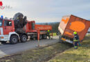 Nö: LKW-Anhänger drohte umzustürzen