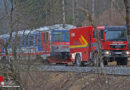 Oö: Felssturz auf Mühlkreisbahn → Triebwagen nach Kollision mit Felsbrocken bei Arnreit teils entgleist