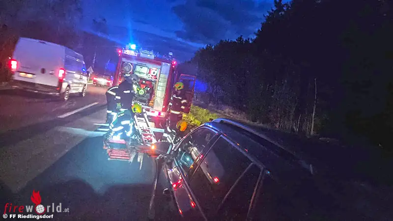 Bgld: Autobergung Nach Wildunfall Auf Der B63 In Riedlingsdorf ...