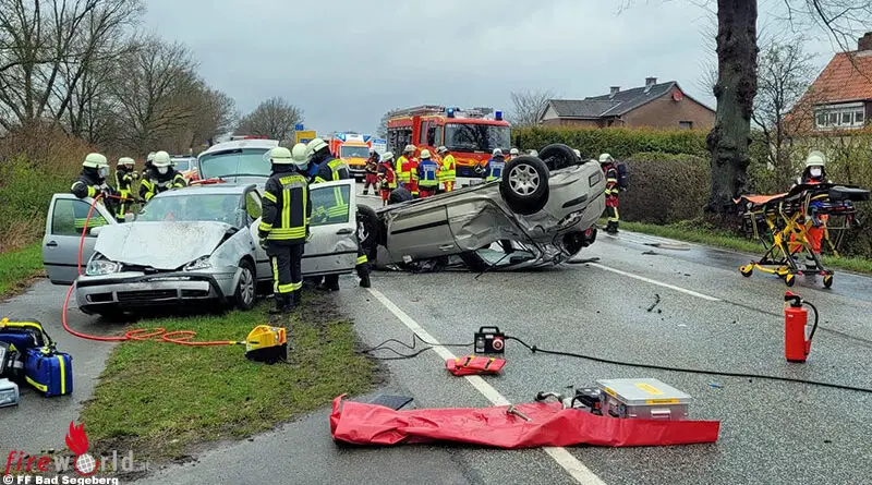 D: Frontalzusammenstoß Auf Der B 432 Bei Bad Segeberg → Drei Verletzte ...