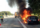 D: Mercedes Kombi brennt auf der BAB 7 bei Brackel