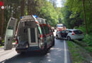 Nö: Pkw landet nach Unfall in einem Wald