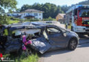 Oö: Auto auf Bahnübergang in Pühret von Regionalzugtriebwagen erfasst