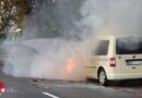 D: Brennendes VW-Caddy-Taxi in Gangelt