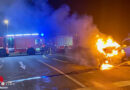 D: Pkw geht nach Kollision mit Lichtmast in Iserlohn in Flammen auf