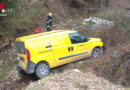 Oö: Postauto rollt in Garsten in den Mühlbach