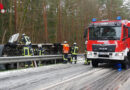 D: Kleintransporter-Fahrer in Celle aus seitlich liegendem Fahrzeug befreit