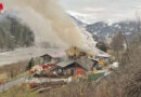 Schweiz: Stall-Großfeuer in Strada erfordert Hundertschaft an Einsatzkräften