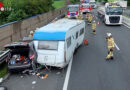 Sbg: Wohnwagengespann auf A 1 bei Thalgau verunfallt