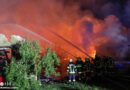 Oö: 11 Wehren bekämpfen Wirtschaftsgebäudebrand in Niederthalheim