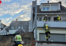 D: Garagenfeuer mit Explosionen in Königswinter → Brandausbreitung in enger Altstadtbebauung gestoppt