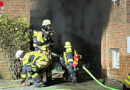 D: Brennende Garage in Haan mit Schaum geflutet