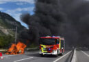 Schweiz: Feuerlöscher half nichts mehr → Auto-Vollbrand auf der A 13 bei Chur