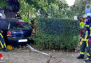 D: Ab durch die Hecke in Bochum → Lenker in Auto eingeschlossen