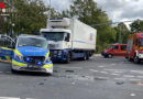 D: Einsatz-Streifenwagen der Polizei kollidiert in Pulheim mit Lkw → zwei Leichtverletzte