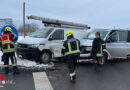 Nö: Bergung zweier VW-Busse nach Kreuzungsunfall in Waidhofen an der Thaya