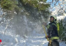 Nö: Langwieriger Feuerwehreinsatz nach Schneefall am ersten Adventsonntag in Mödling