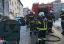 Oö: Brennender Müllcontainer und Türöffnung mit verunfallter Person in Bad Ischl