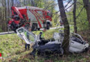 Nö: Auto bei St. Andrä-Wördern an Baum zerschellt → 20-Jähriger tödlich verletzt