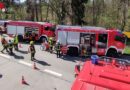 Bayern: Schwerer Verkehrsunfall bei Trostberg → Feuerwehr befreit eine Frau