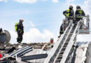 Wien: Brennender Holzstoß verraucht zwei Reihenhäuser in der Donaustadt