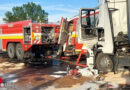 Slowakei: Sattelschlepper kracht bei Pkw-Brand bei Horná Streda in Feuerwehr- und Polizeifahrzeug → zwei Feuerwehrleute getötet