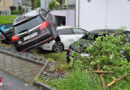 Schweiz: Lenkerin landet bei Autounfall in St. Margarethen auf mehreren Pkws