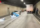 Schweiz: Kurioser Unfall im Chienbergtunnel → WC-Kabine verursacht Kollision