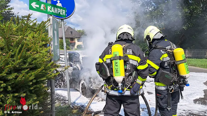 Stmk-Vollbrand-eines-Pkw-in-Apfelberg-Knittelfeld