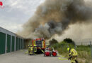 D: Brand mehrerer Großgaragen in Alpen → 10 Rohre über Stunden im Einsatz