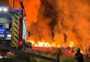 Stmk: Vier Feuerwehren bekämpfen Wirtschaftsgebäude-Großbrand in Vorau