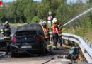 Oö: Auto auf Innkreisautobahn (A 8) bei Meggenhofen in Vollbrand