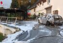 Oö: Auto in einem Carport in Wolfern in Flammen aufgegangen → vier Feuerwehren im Einsatz