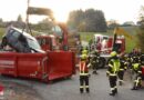 Oö: Einsatzübung Pkw-Unfall mit E-Fahrzeug-Brand bei St. Veit im Mühlkreis