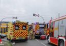 D: Autolenkerin nach Kollision mit Straßenbahn in Dresden schwer eingeklemmt