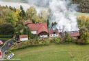 Oö: Brennender Dachstuhl eines Wohnhauses in St. Martin im Mühlkreis → Großeinsatz von 11 Feuerwehren