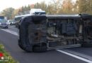 Oö: Kleintransporter sowie Anhänger bei Unfall auf A 25 in Wels umgestürzt