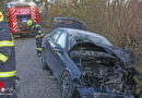 Oö: Unfallauto brannte → 4 teils Schwerverletzte nach Frontalkollision zweier Autos in Kremsmünster