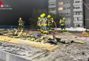 D: Feuer am Gebäudeflachdach in Frankfurt am Main