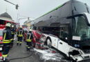 Bgld: Pkw kollidiert in Stegersbach mit Autobus